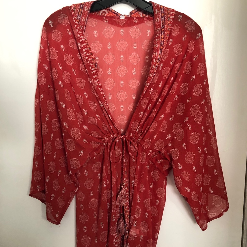 Reddish tie front kimono/coverup